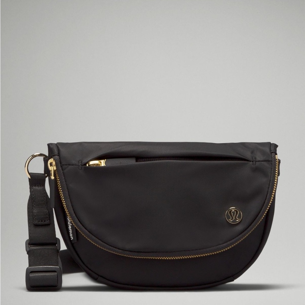 Lululemon All Night Festival Bag micro 2L